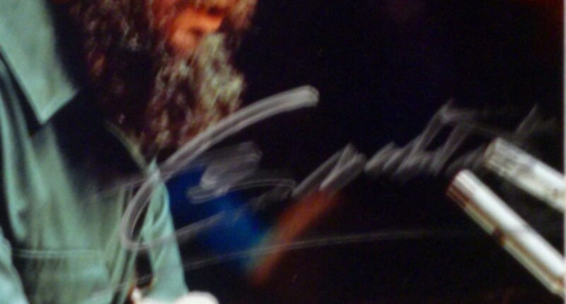 Fidel Castro autographed photo