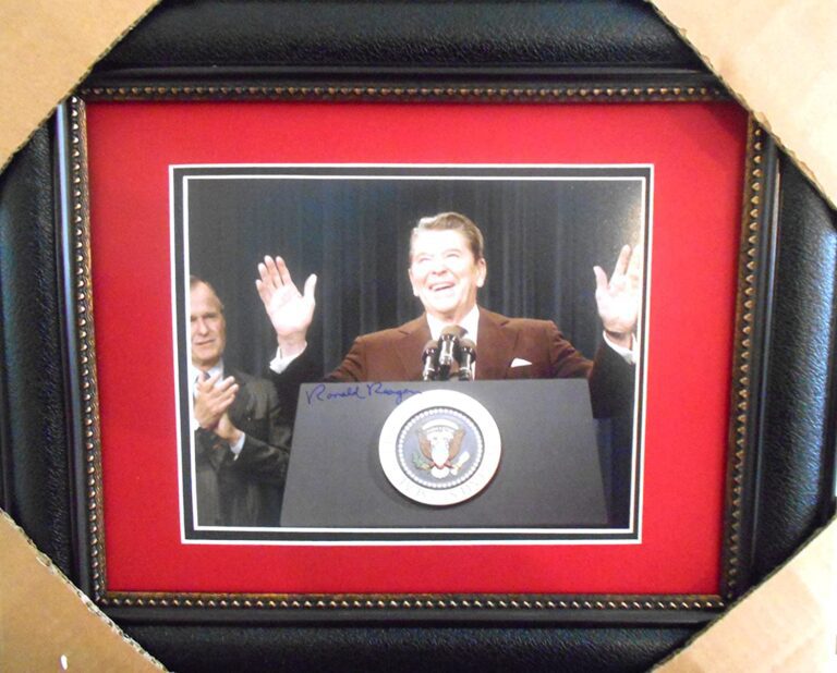 Ronald Reagan autograph